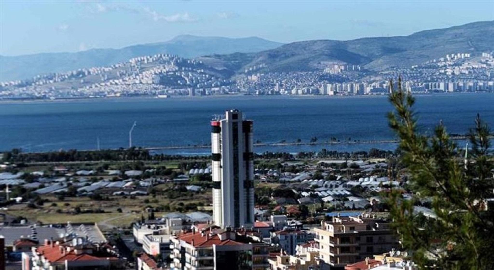 Ramada Encore By Wyndham Izmir Exteriör bild